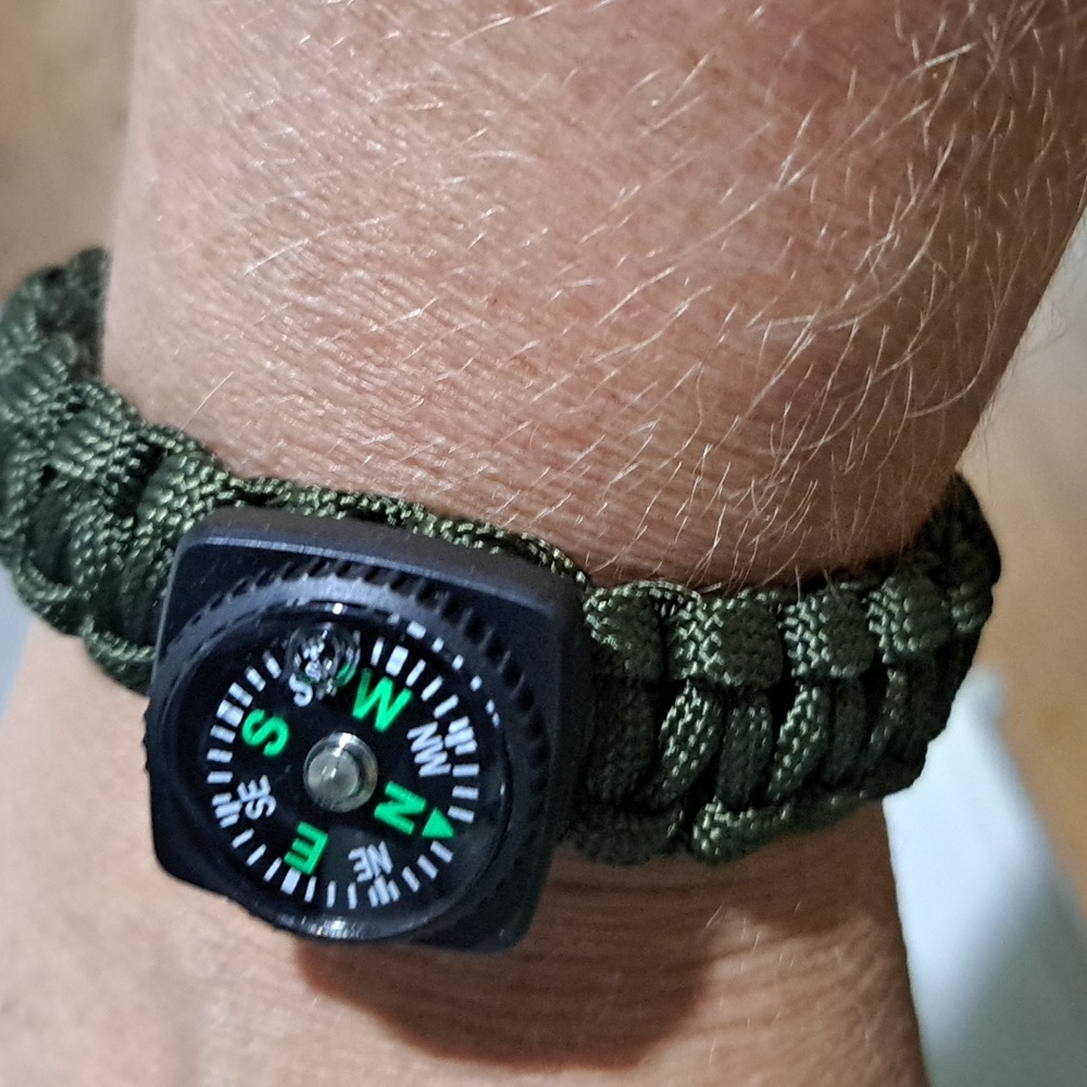 NEW Parachute Cord braided Survival Braclet with Compass